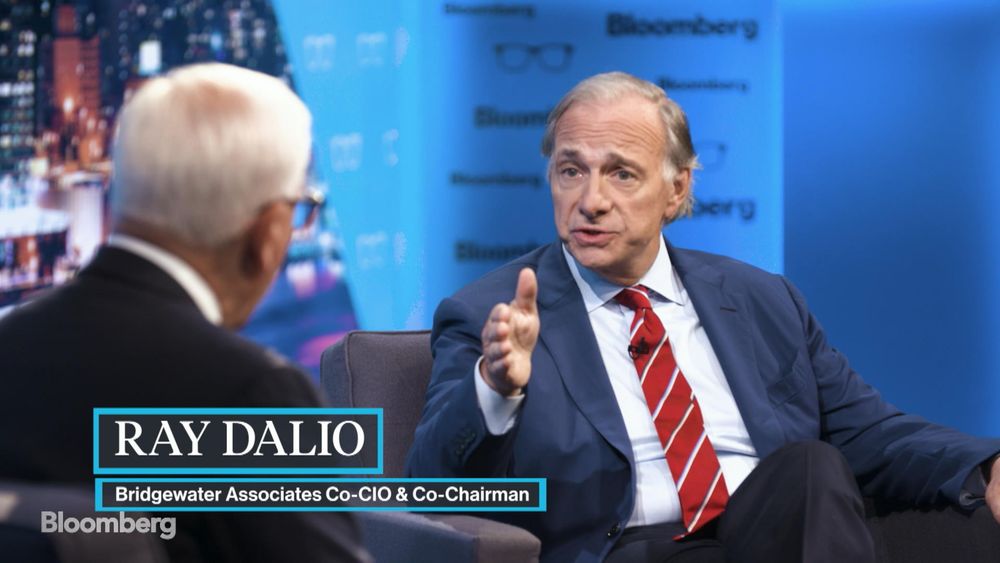 Ray Dalio đã hồi sinh Bridgewater Associates từ hai bàn tay trắng